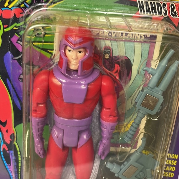 X-Men Marvel ‘93 Magneto & ‘95 Sabertooth Age of Apocalypse Action Figures NIB - Picture 5 of 12